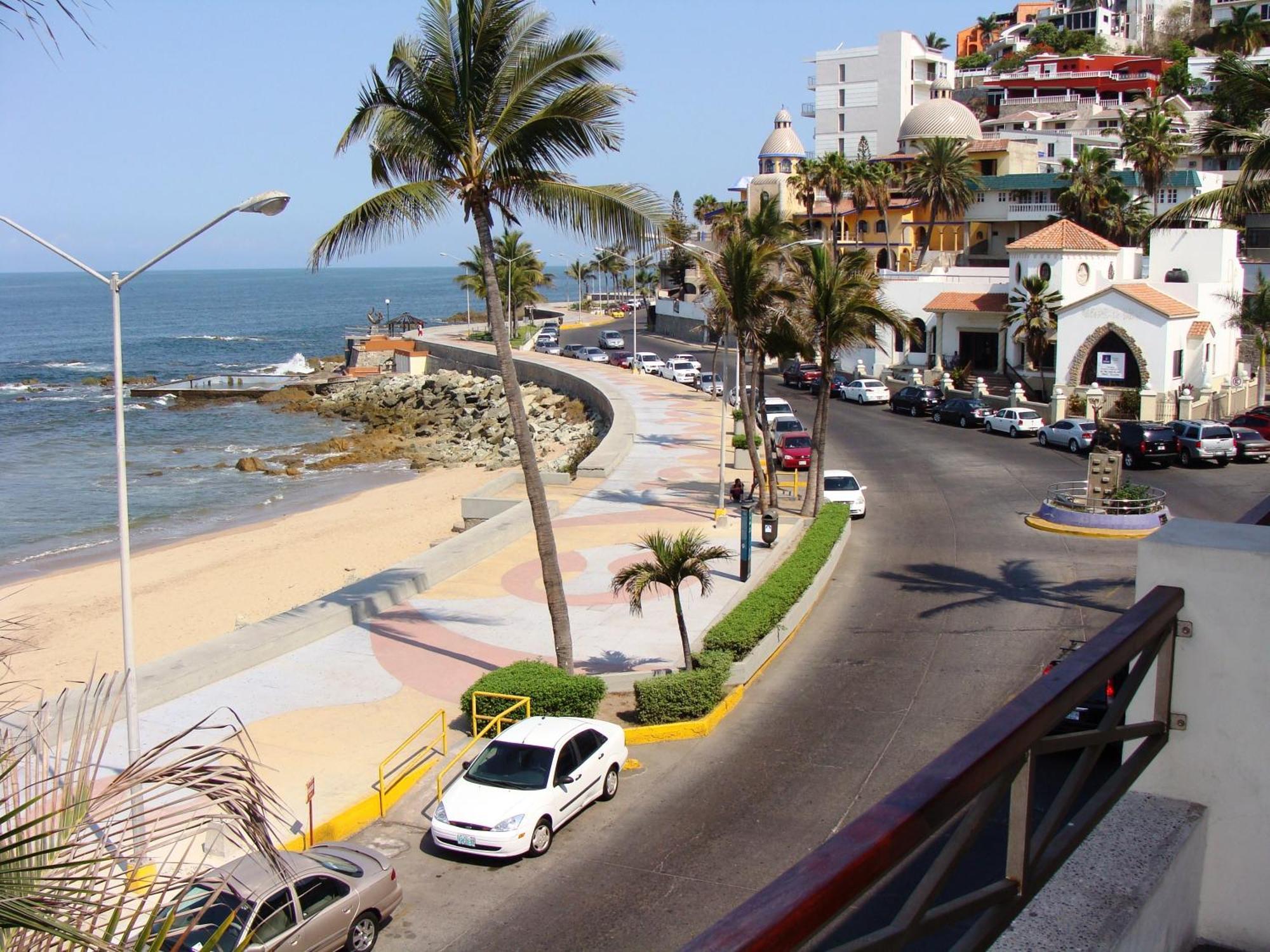 Hotel La Siesta Malecon Mazatlán Exterior foto
