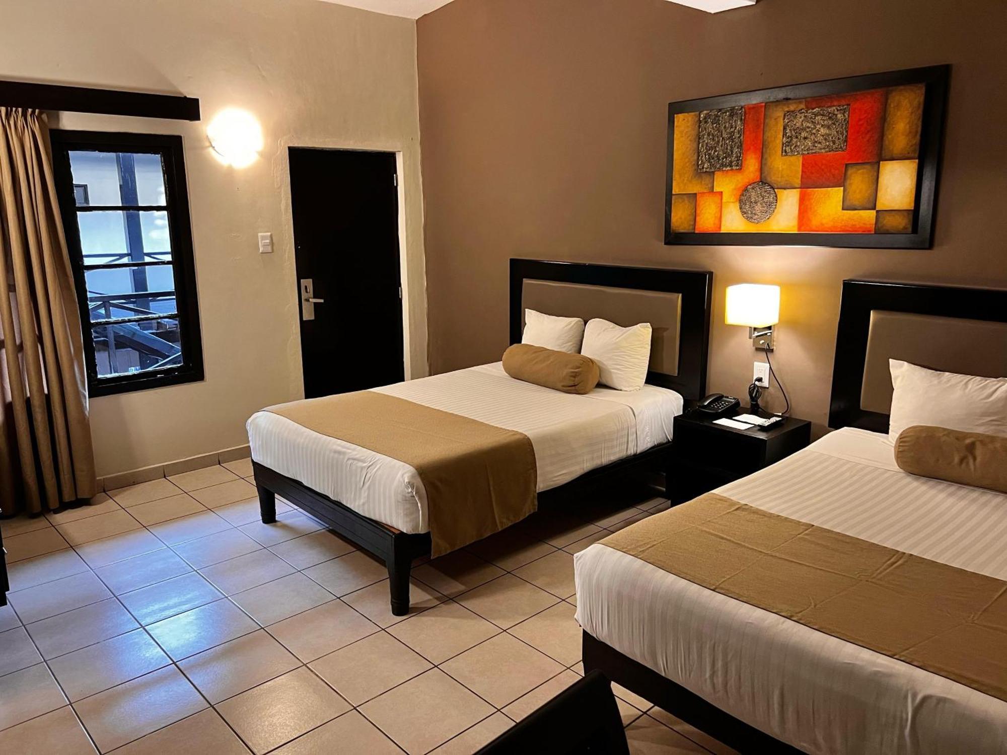 Hotel La Siesta Malecon Mazatlán Quarto foto