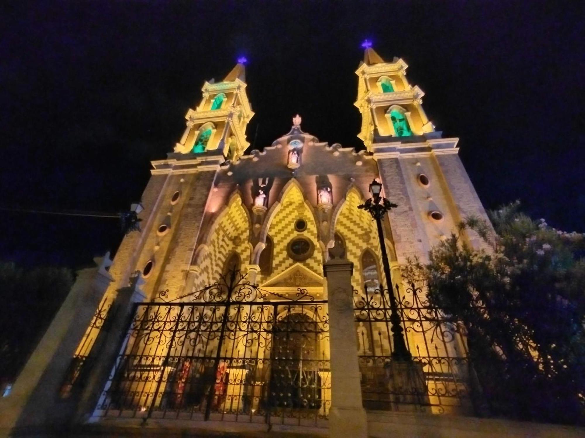 Hotel La Siesta Malecon Mazatlán Exterior foto