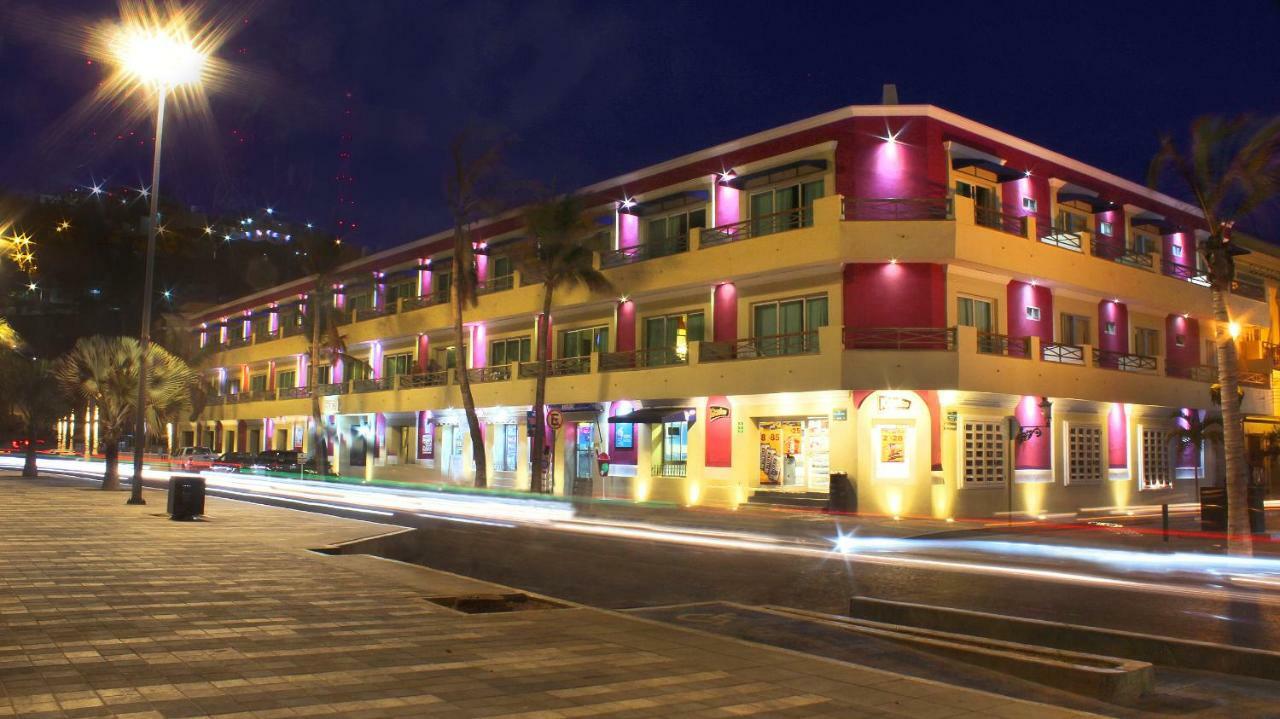 Hotel La Siesta Malecon Mazatlán Exterior foto